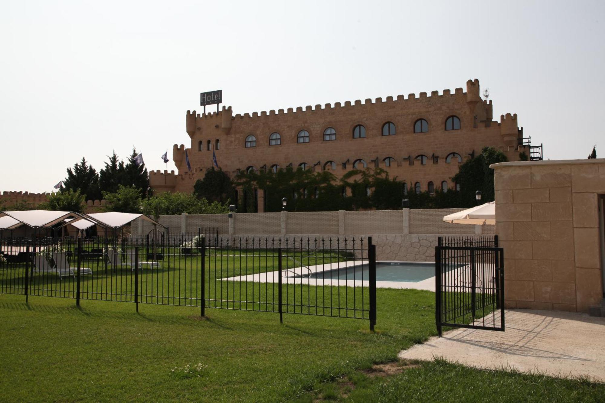 Hotel Castillo Bonavia Pedrola Екстериор снимка