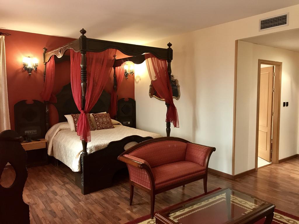 Hotel Castillo Bonavia Pedrola Екстериор снимка