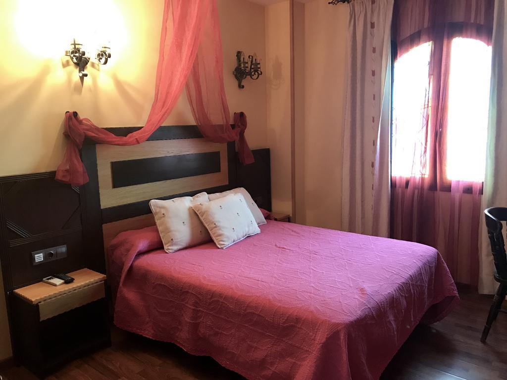 Hotel Castillo Bonavia Pedrola Екстериор снимка