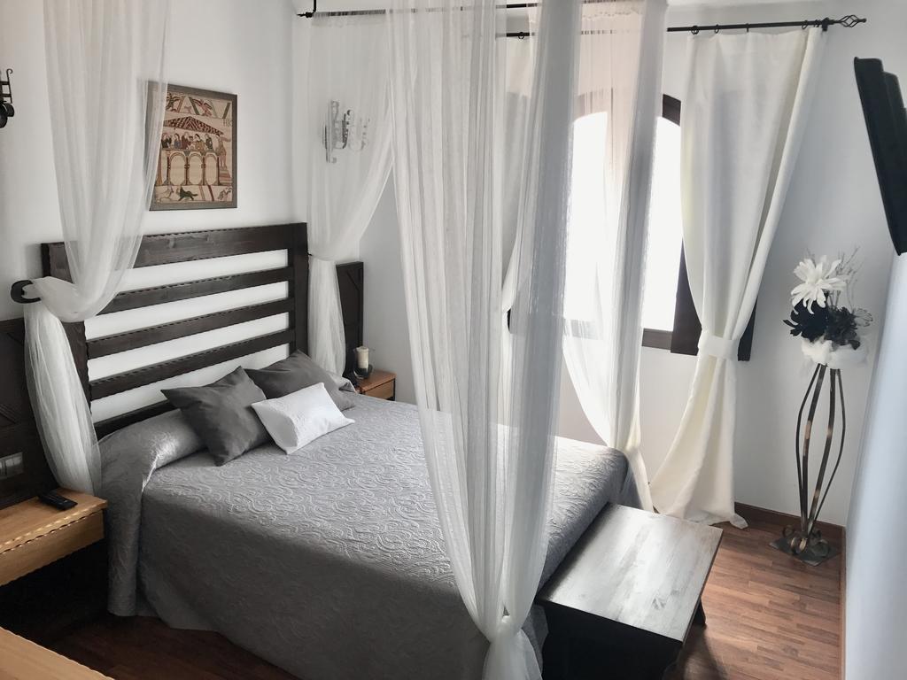 Hotel Castillo Bonavia Pedrola Екстериор снимка